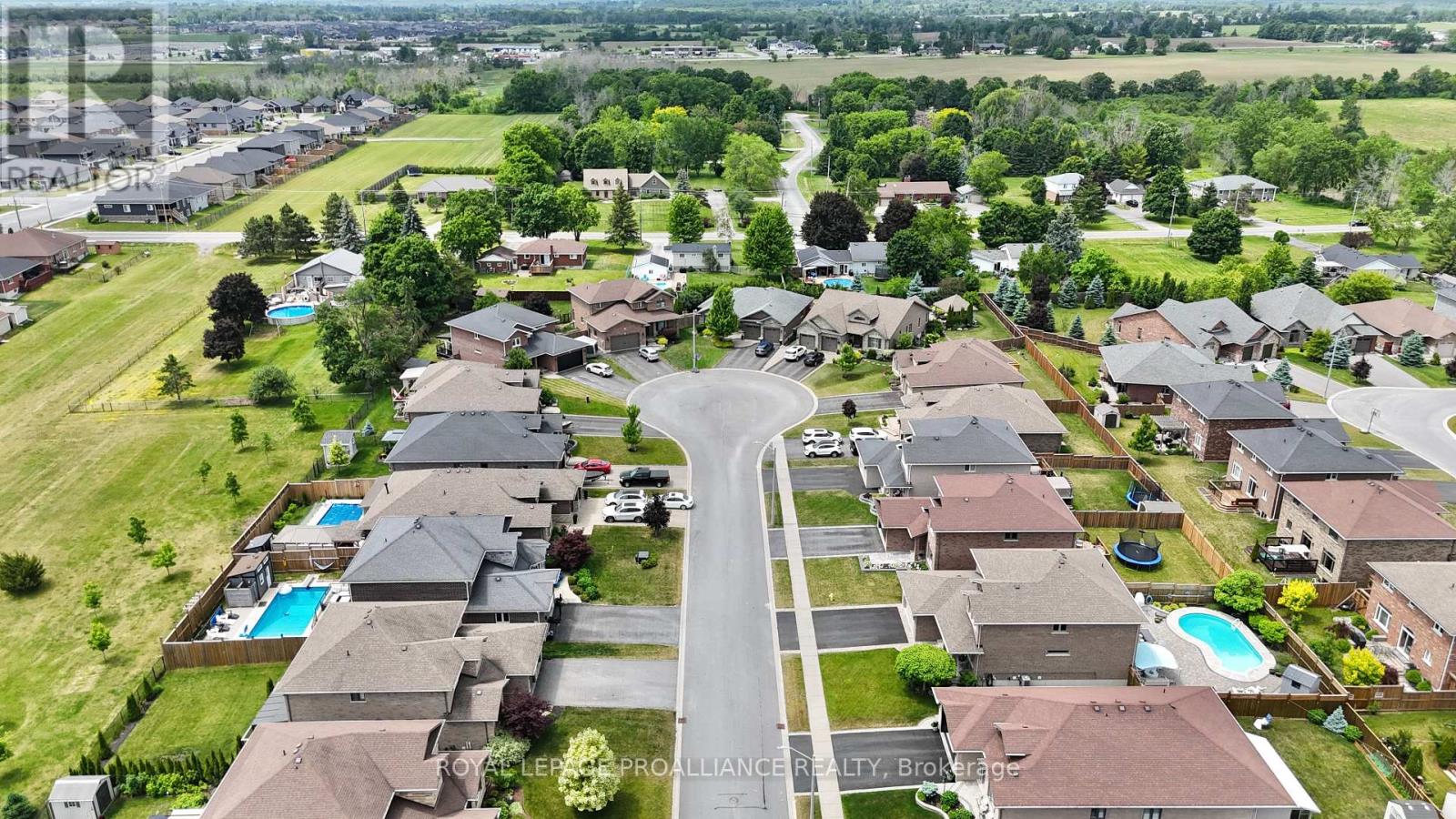 32 Vertis Court, Belleville, Ontario  K8N 0C9 - Photo 38 - X12385262