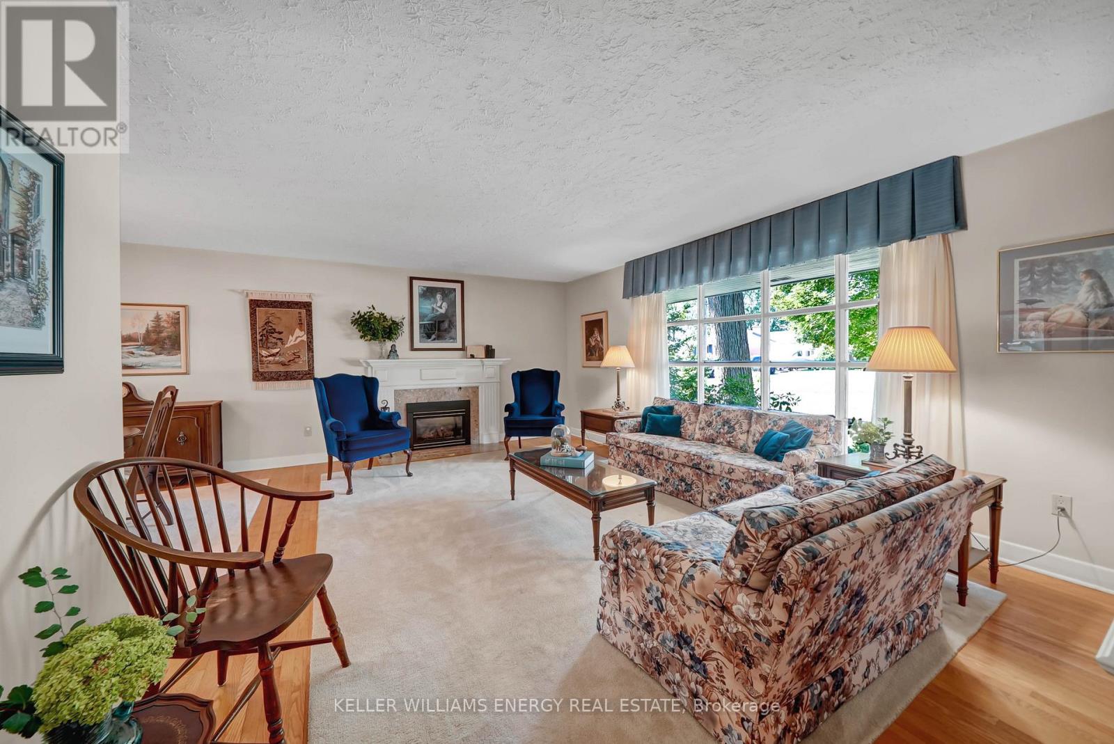 15 Southwood Crescent, Belleville, Ontario  K8N 1X4 - Photo 6 - X12385389