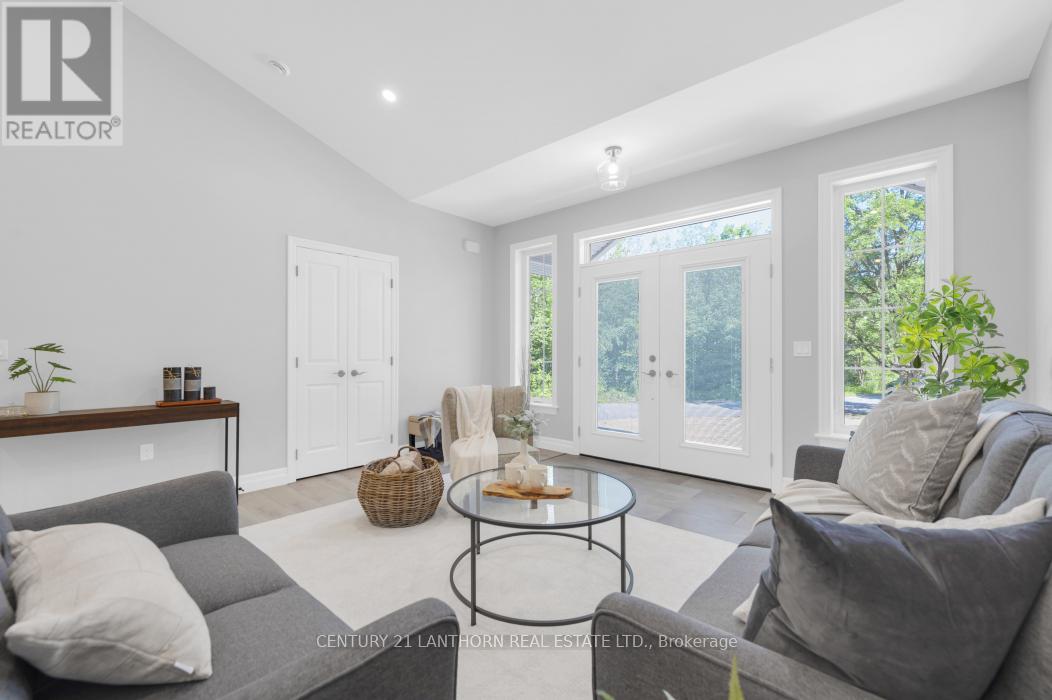 1713 Hollowview Road, Centre Hastings, Ontario  K0K 3E0 - Photo 11 - X12386879