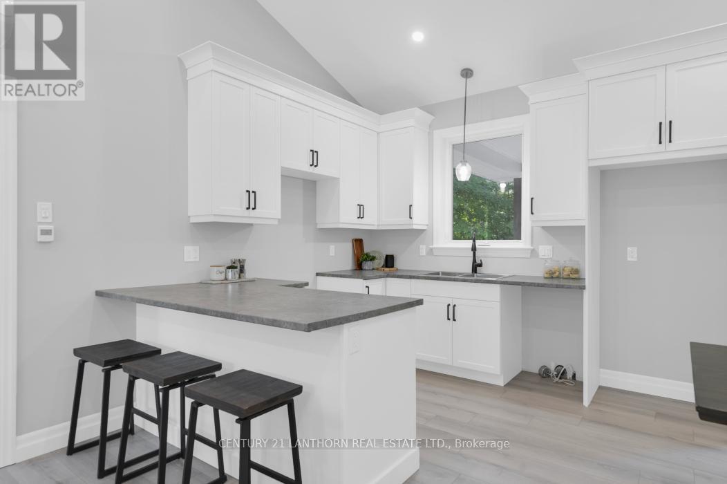 1713 Hollowview Road, Centre Hastings, Ontario  K0K 3E0 - Photo 16 - X12386879