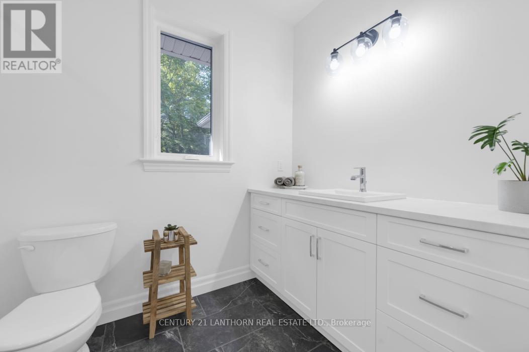 1713 Hollowview Road, Centre Hastings, Ontario  K0K 3E0 - Photo 22 - X12386879