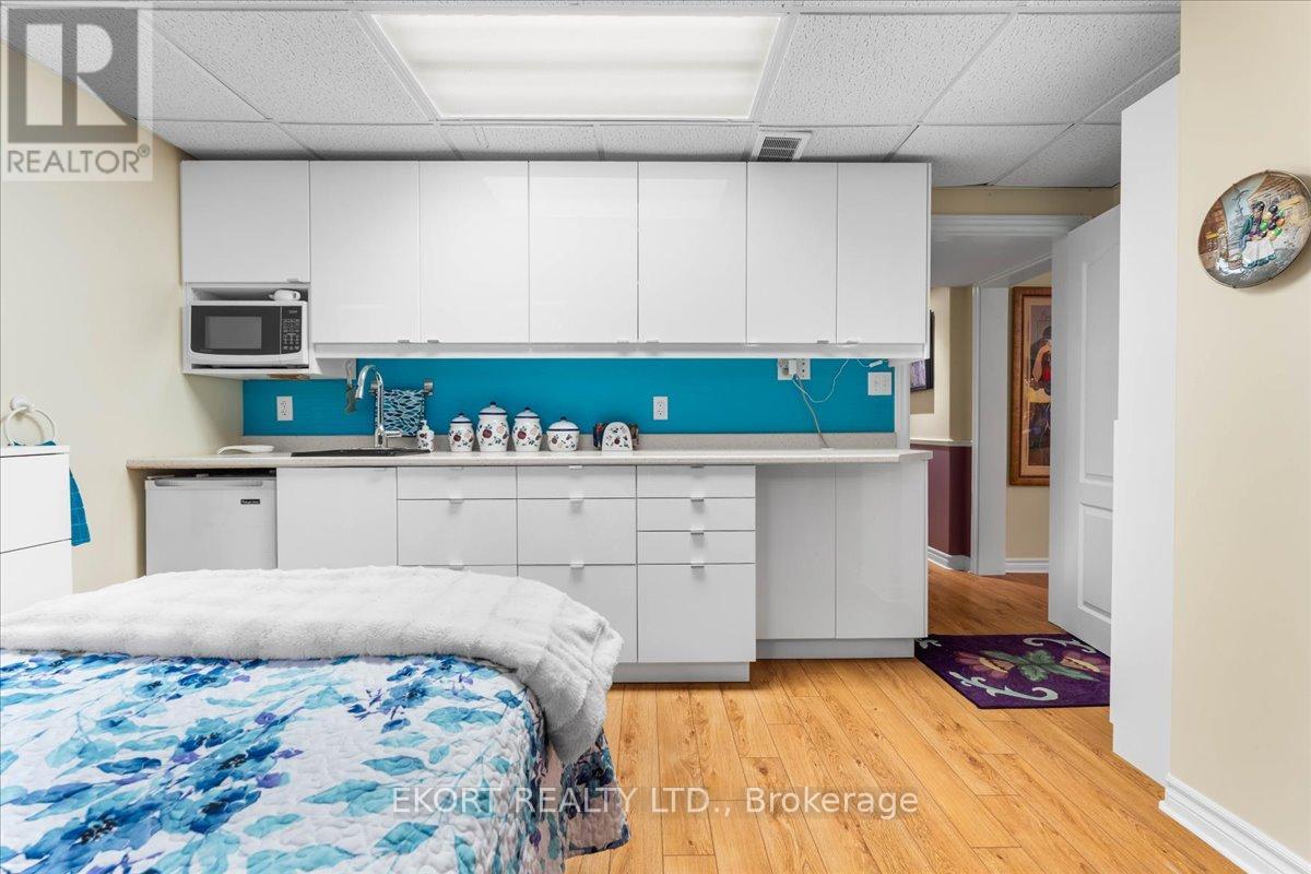 22 Linden Lane, Belleville, Ontario  K8N 5Y6 - Photo 41 - X12387579