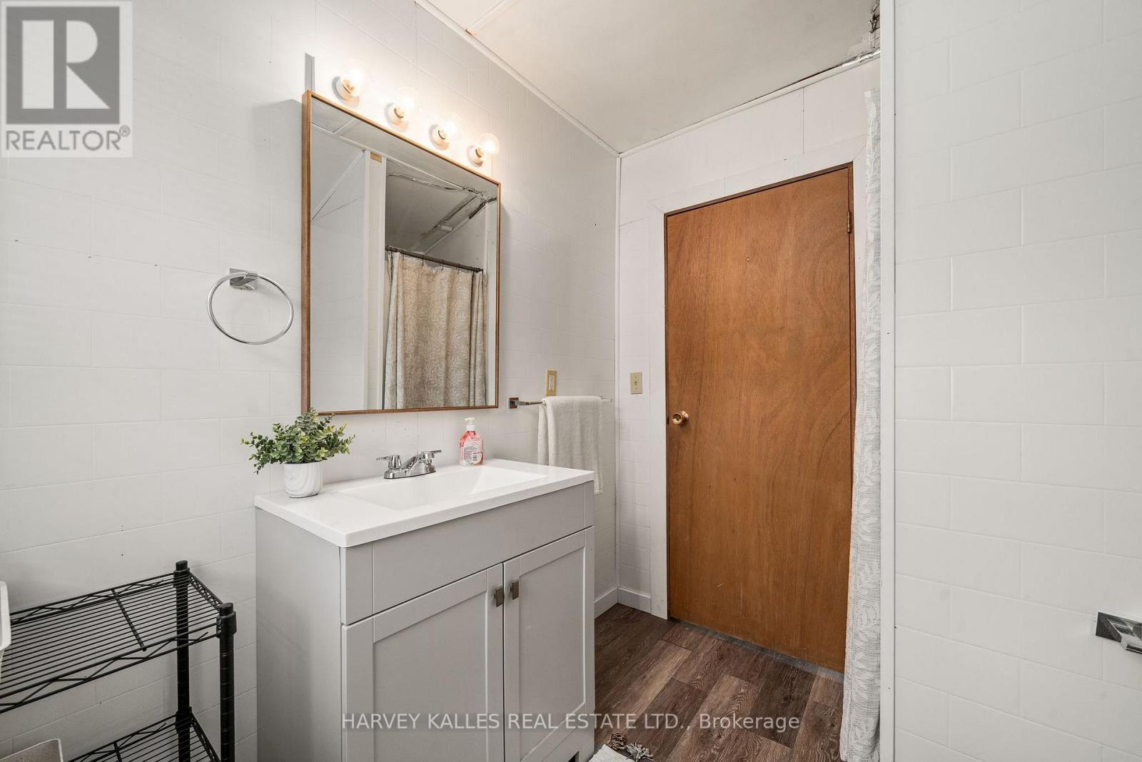 101 Treasure Cove Lane, Prince Edward County, Ontario  K0K 2T0 - Photo 13 - X12388391