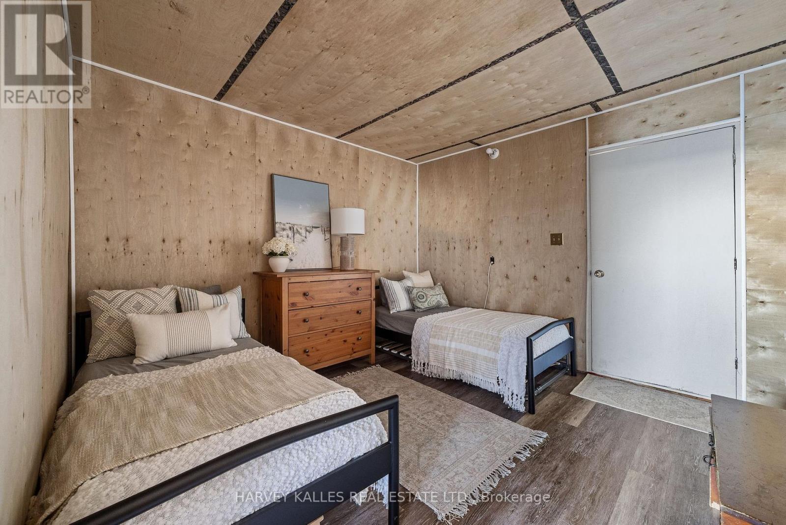 101 Treasure Cove Lane, Prince Edward County, Ontario  K0K 2T0 - Photo 18 - X12388391