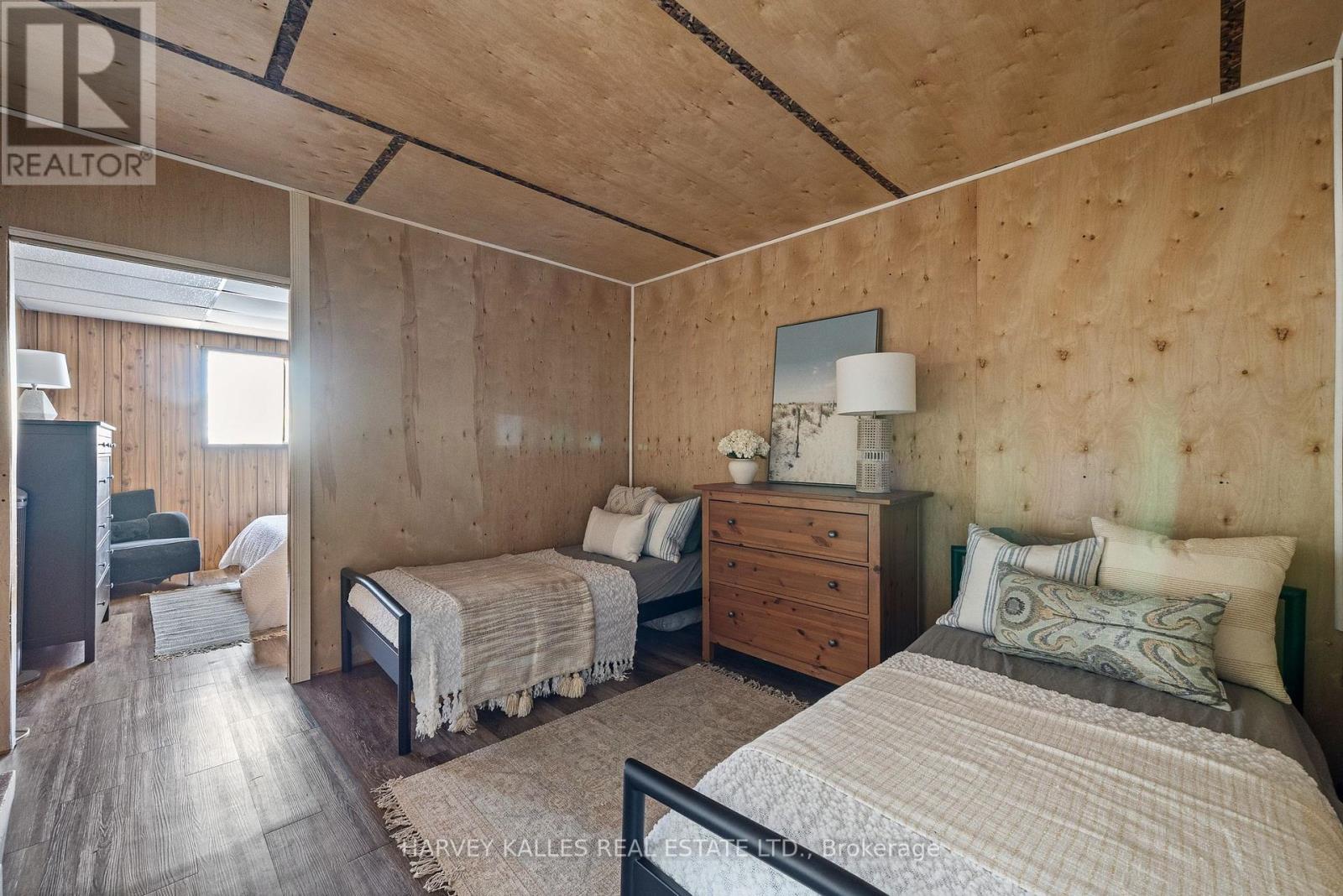 101 Treasure Cove Lane, Prince Edward County, Ontario  K0K 2T0 - Photo 19 - X12388391