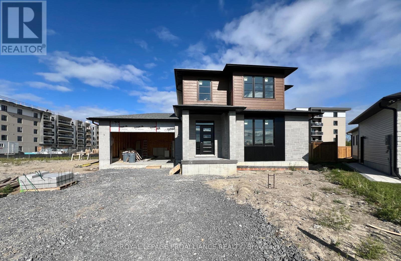 21 HORTON COURT, Belleville, Ontario
