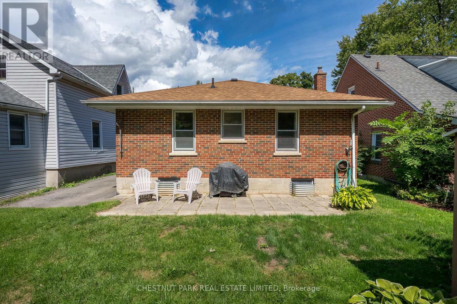9 Downes Avenue, Prince Edward County, Ontario  K0K 2T0 - Photo 31 - X12389128