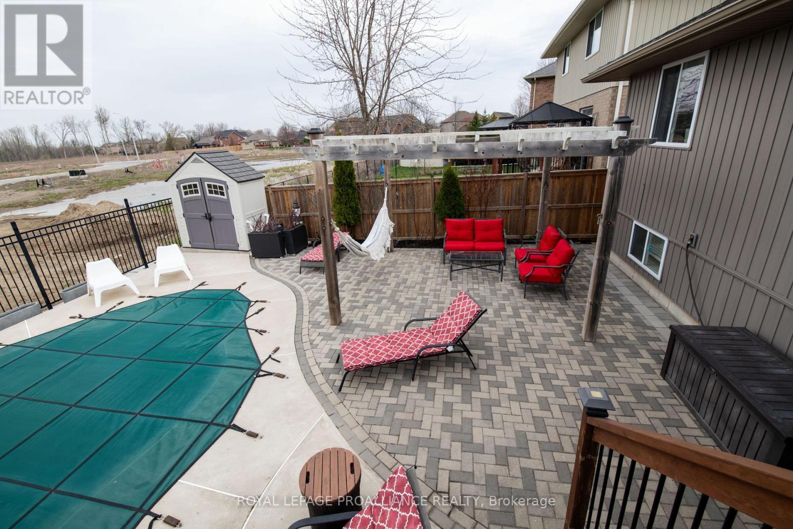 28 Butternut Court, Belleville, Ontario  K8P 0C5 - Photo 24 - X12389330