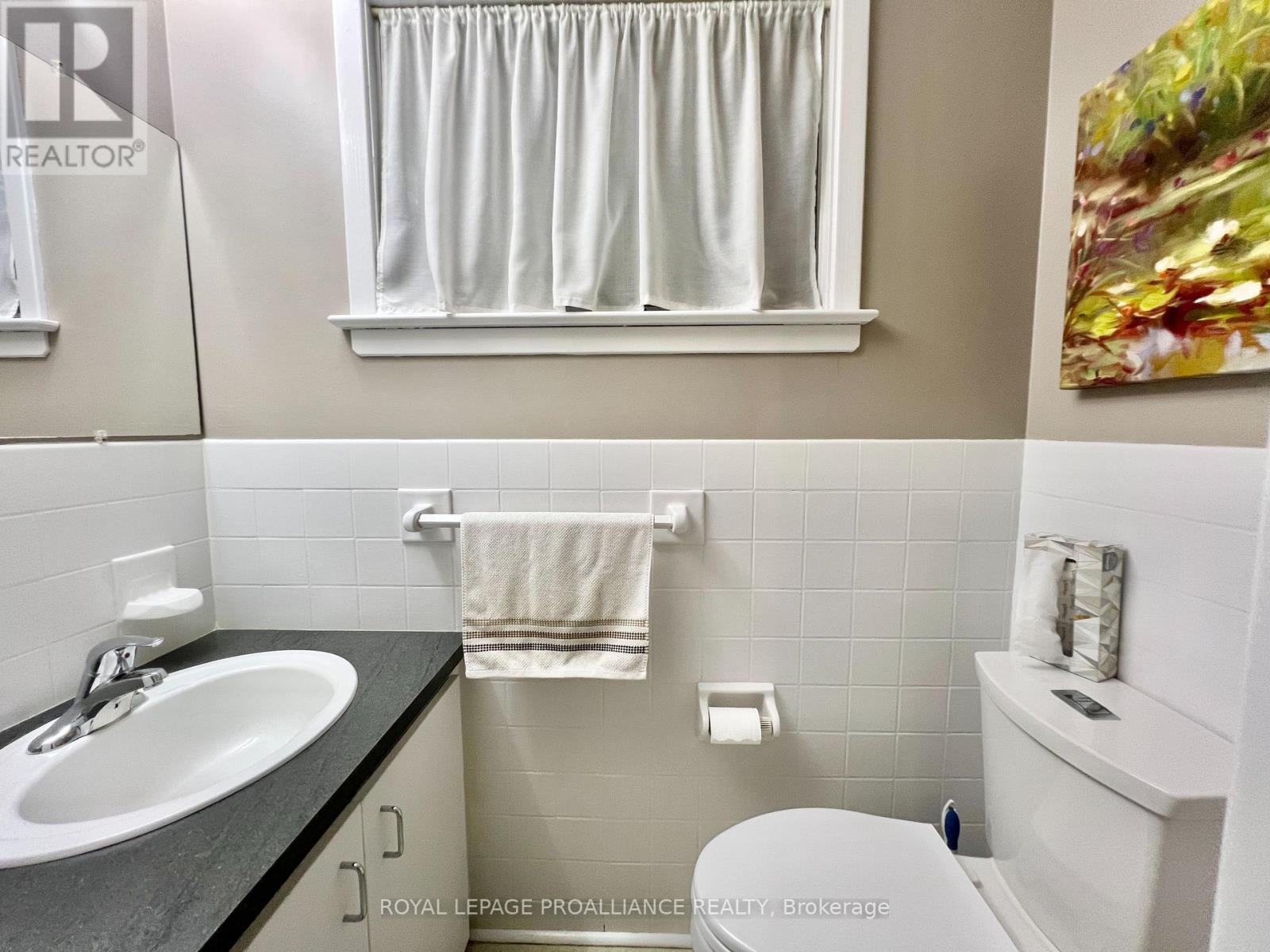 9 Sunset Drive, Belleville, Ontario  K8N 1Y4 - Photo 18 - X12389491