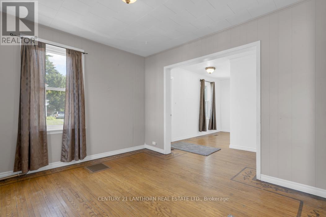 44 Metcalf Street, Tweed, Ontario  K0K 3J0 - Photo 11 - X12389598