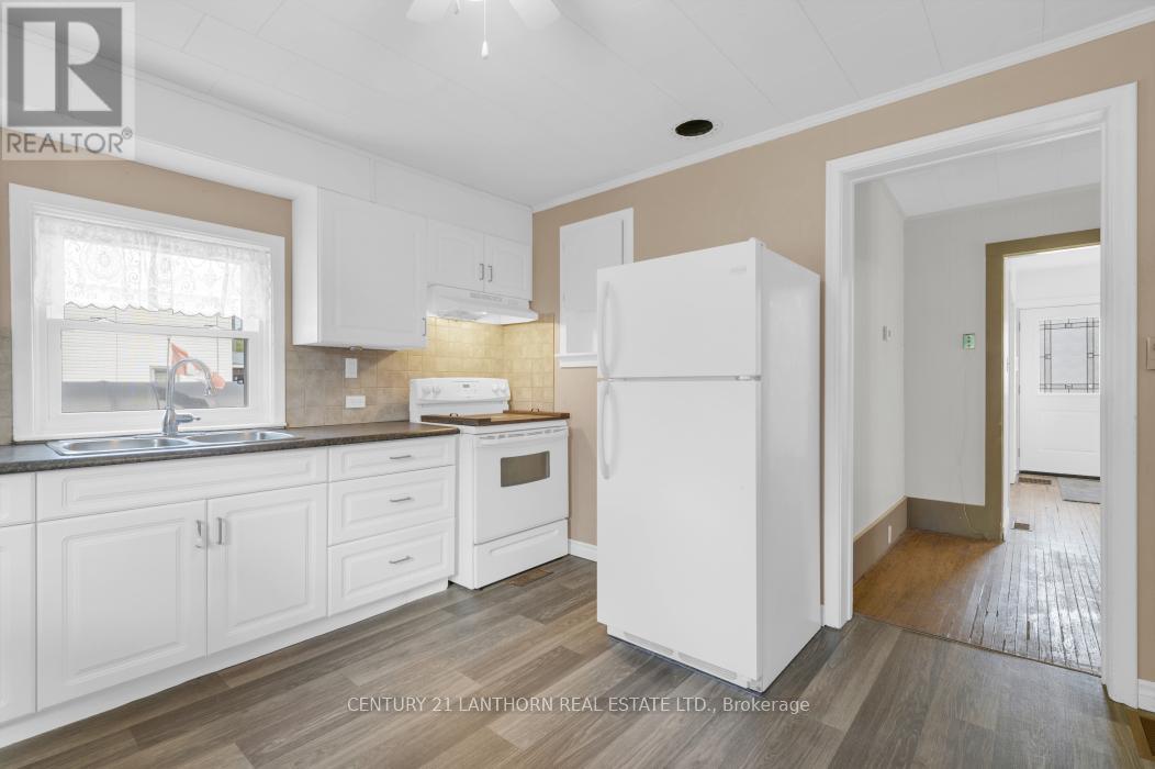 44 Metcalf Street, Tweed, Ontario  K0K 3J0 - Photo 16 - X12389598