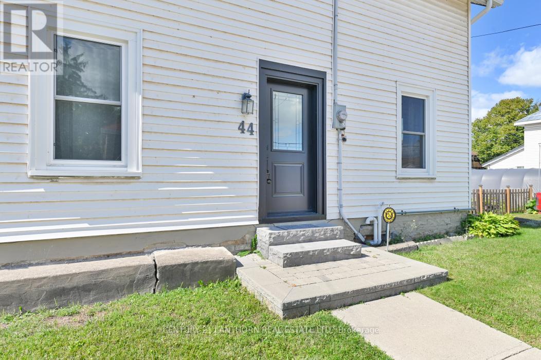 44 Metcalf Street, Tweed, Ontario  K0K 3J0 - Photo 6 - X12389598