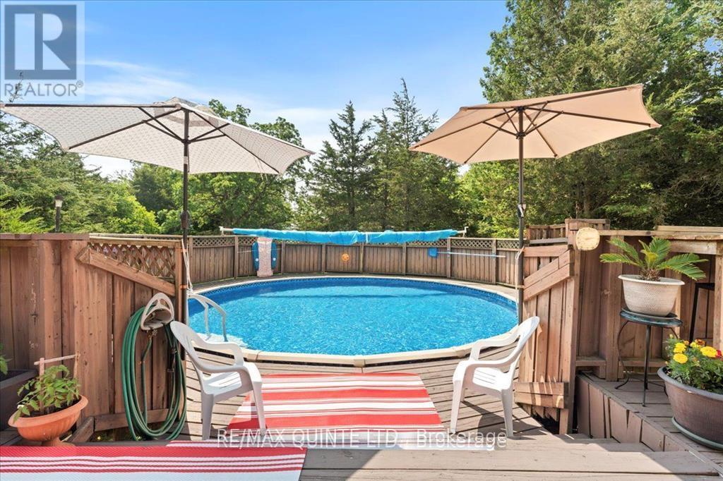 338 Sunrise Drive, Prince Edward County, Ontario  K8N 4Z7 - Photo 42 - X12390255