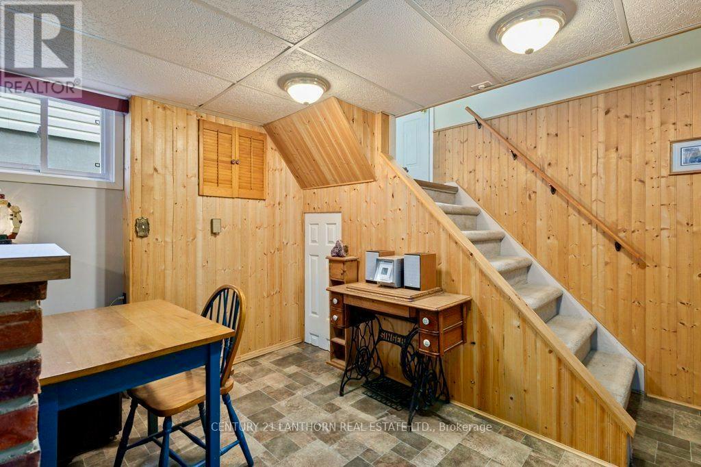 4 Highview Crescent, Belleville, Ontario  K8P 3G4 - Photo 15 - X12390556