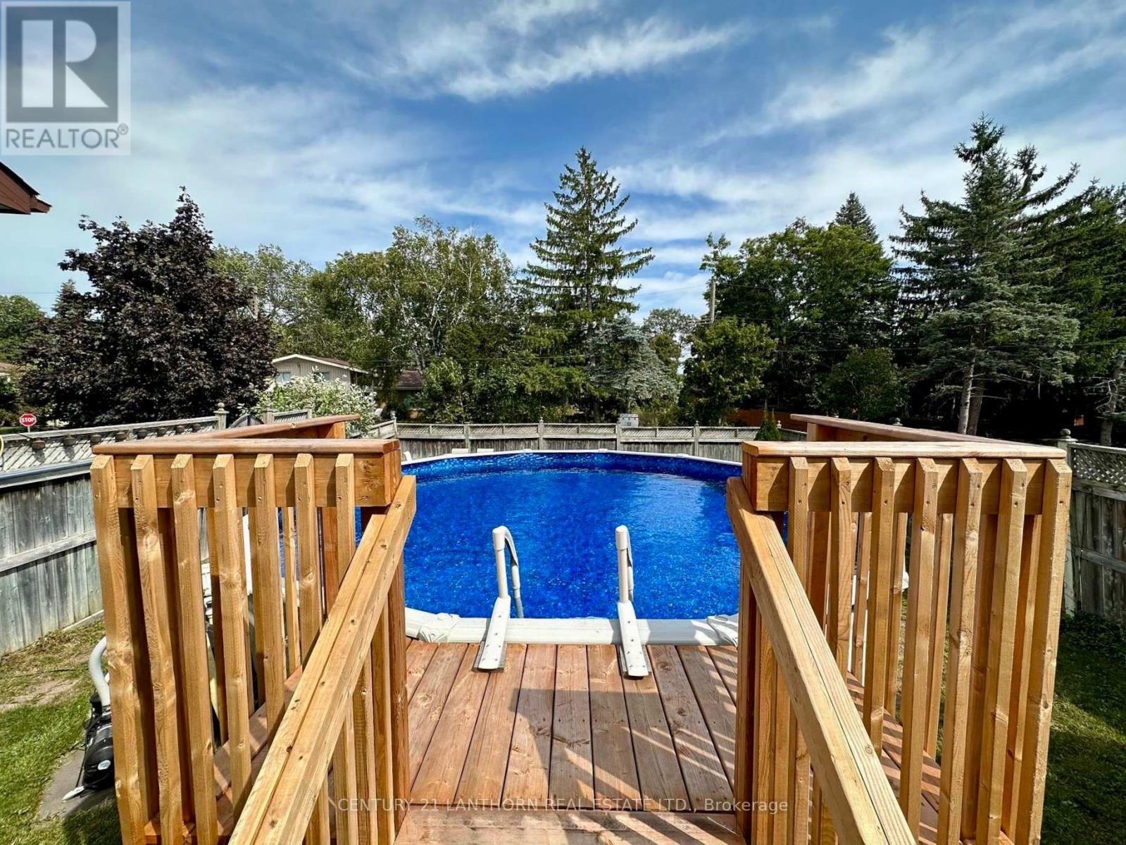 4 Highview Crescent, Belleville, Ontario  K8P 3G4 - Photo 21 - X12390556