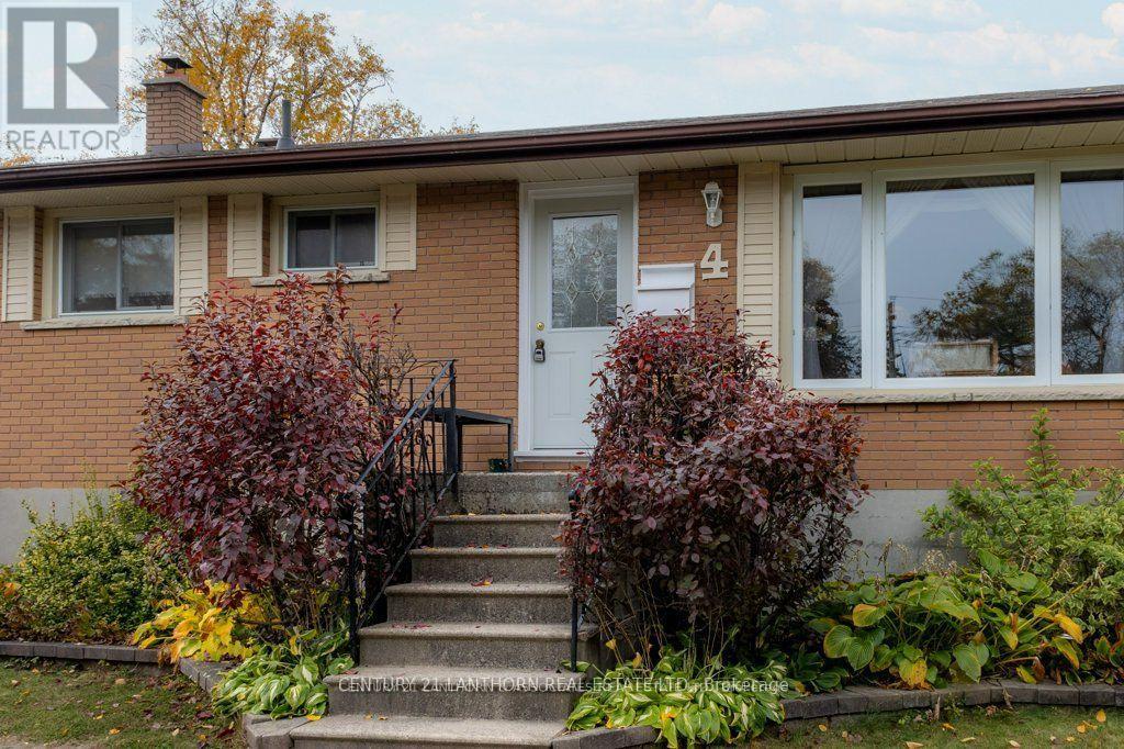 4 Highview Crescent, Belleville, Ontario  K8P 3G4 - Photo 4 - X12390556
