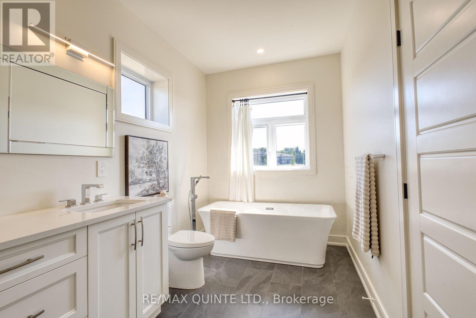 76 Navigation Drive, Prince Edward County, Ontario  K8N 0G1 - Photo 28 - X12390853