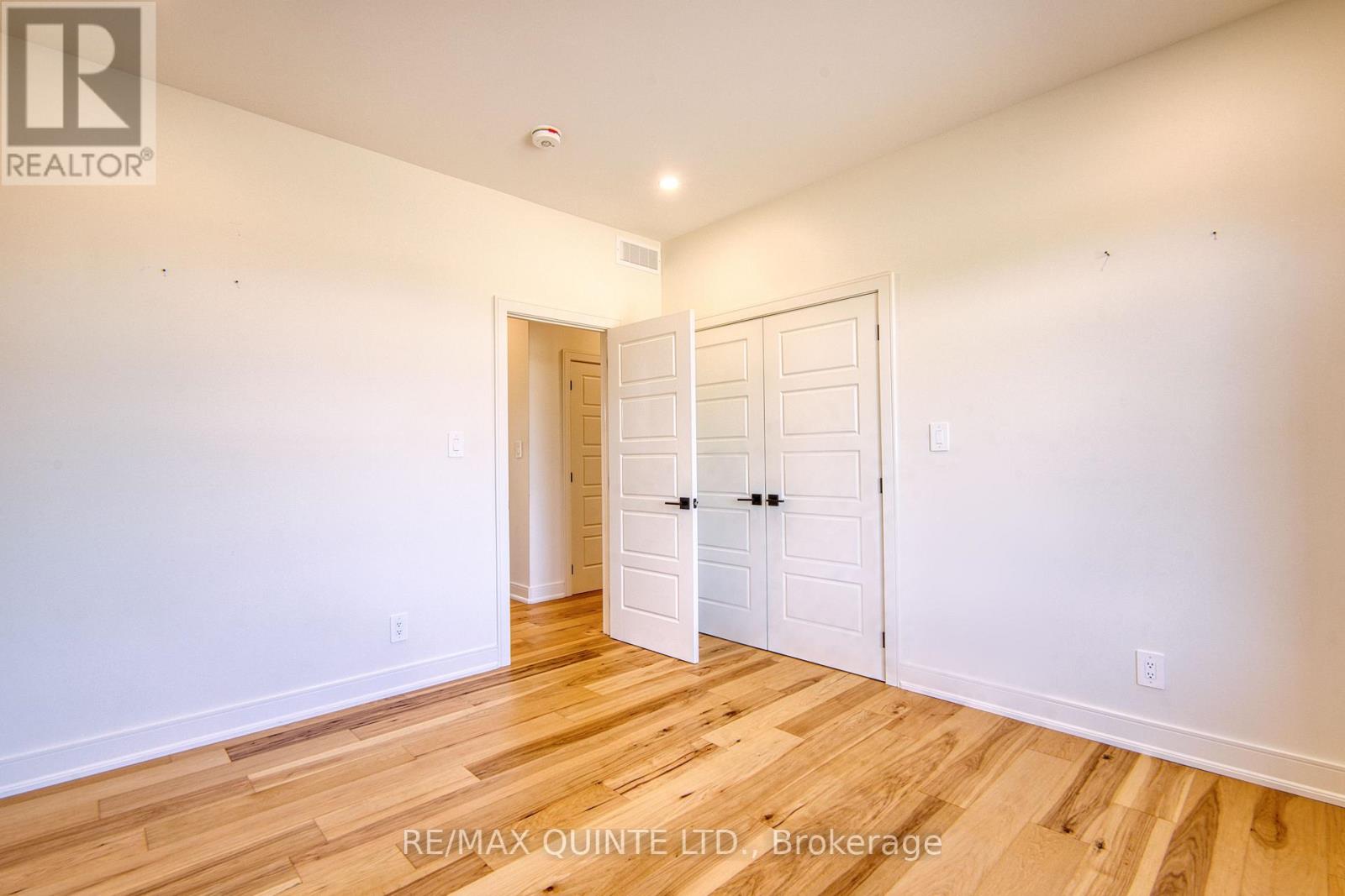 76 Navigation Drive, Prince Edward County, Ontario  K8N 0G1 - Photo 32 - X12390853