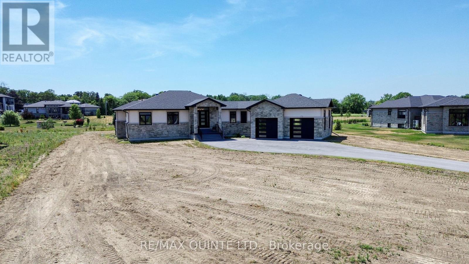76 Navigation Drive, Prince Edward County, Ontario  K8N 0G1 - Photo 5 - X12390853
