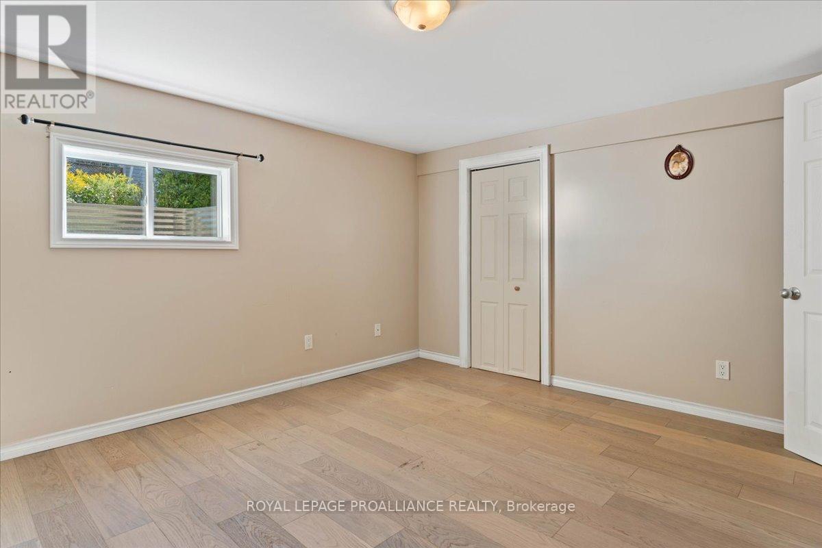 558 Aikins Road, Quinte West, Ontario  K8N 4Z2 - Photo 32 - X12391211