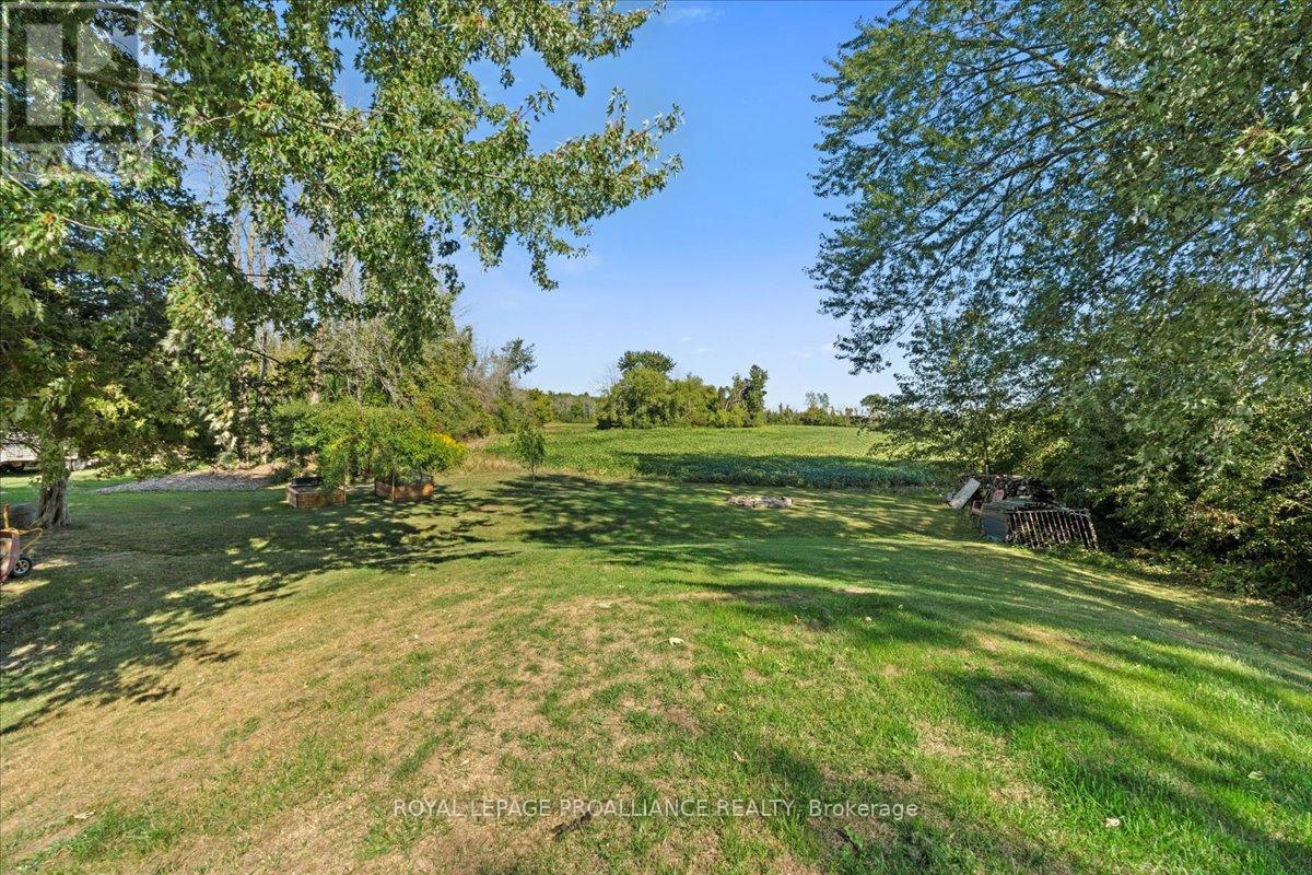 558 Aikins Road, Quinte West, Ontario  K8N 4Z2 - Photo 40 - X12391211