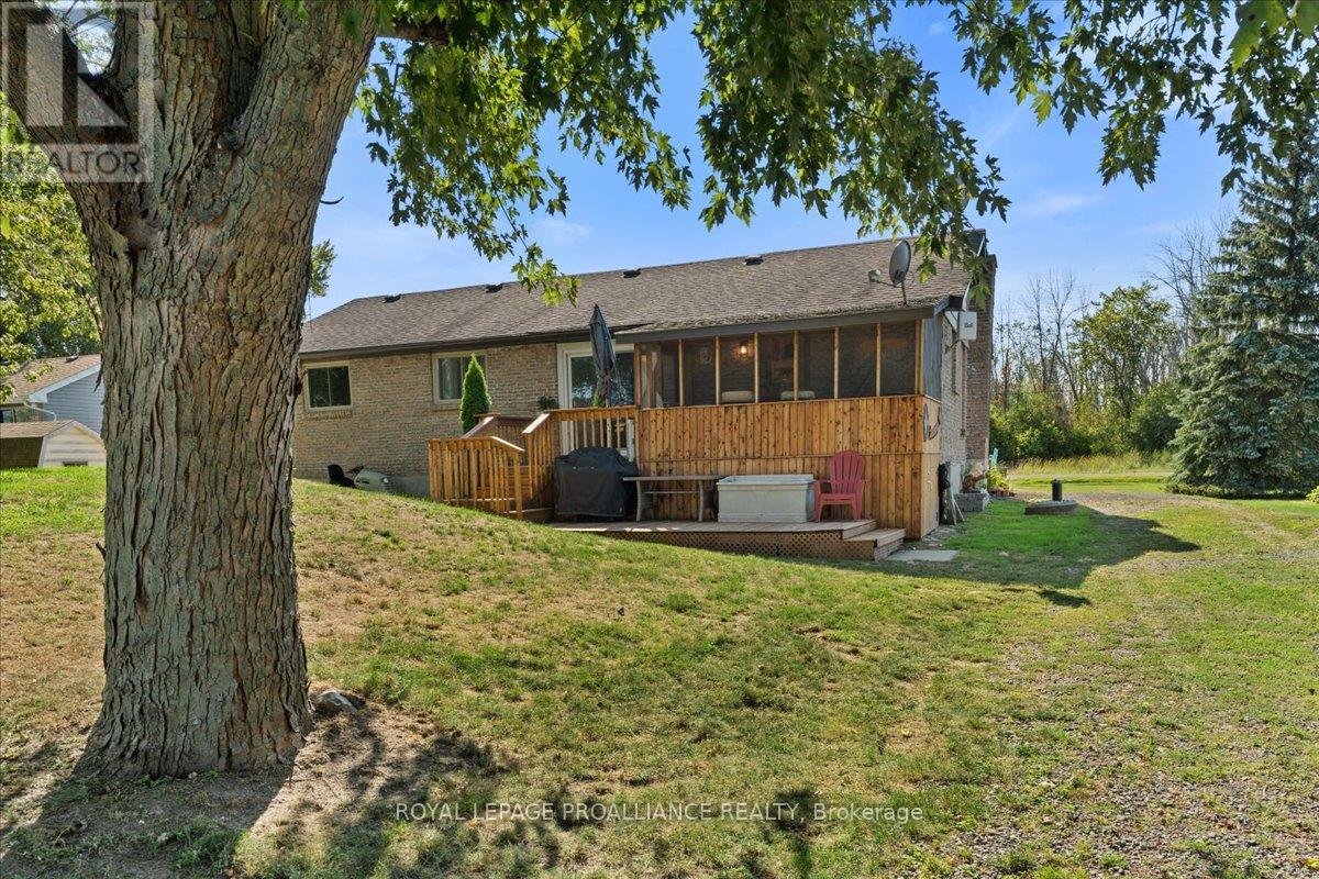 558 Aikins Road, Quinte West, Ontario  K8N 4Z2 - Photo 43 - X12391211