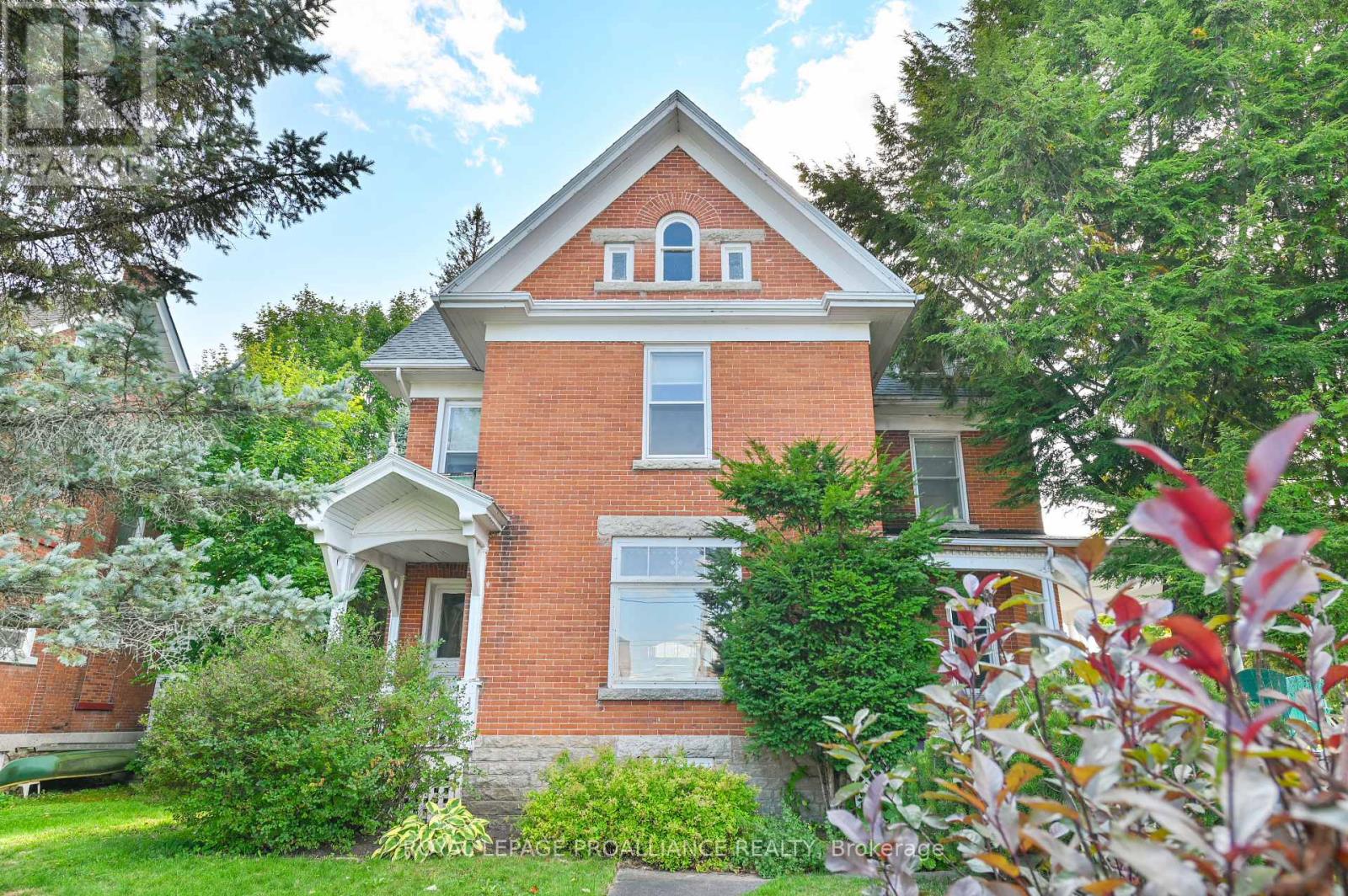 262 METCALF STREET, Tweed, Ontario