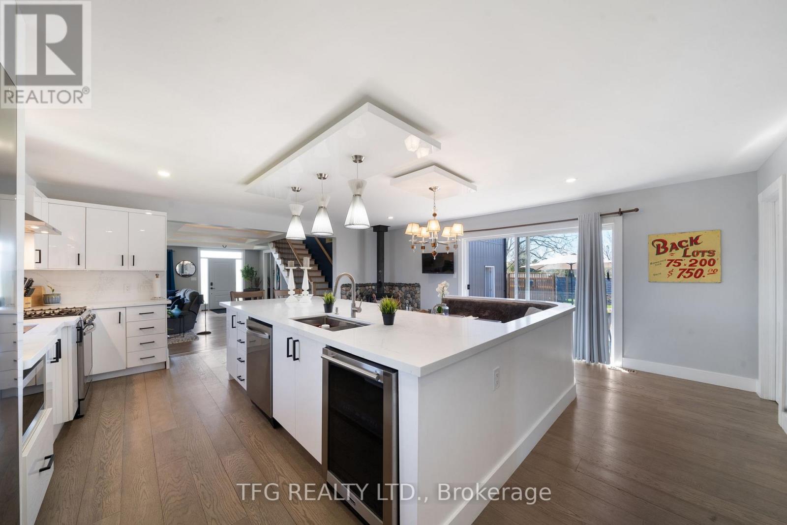 27 Greenway Circle, Brighton, Ontario  K0K 1H0 - Photo 12 - X12392801
