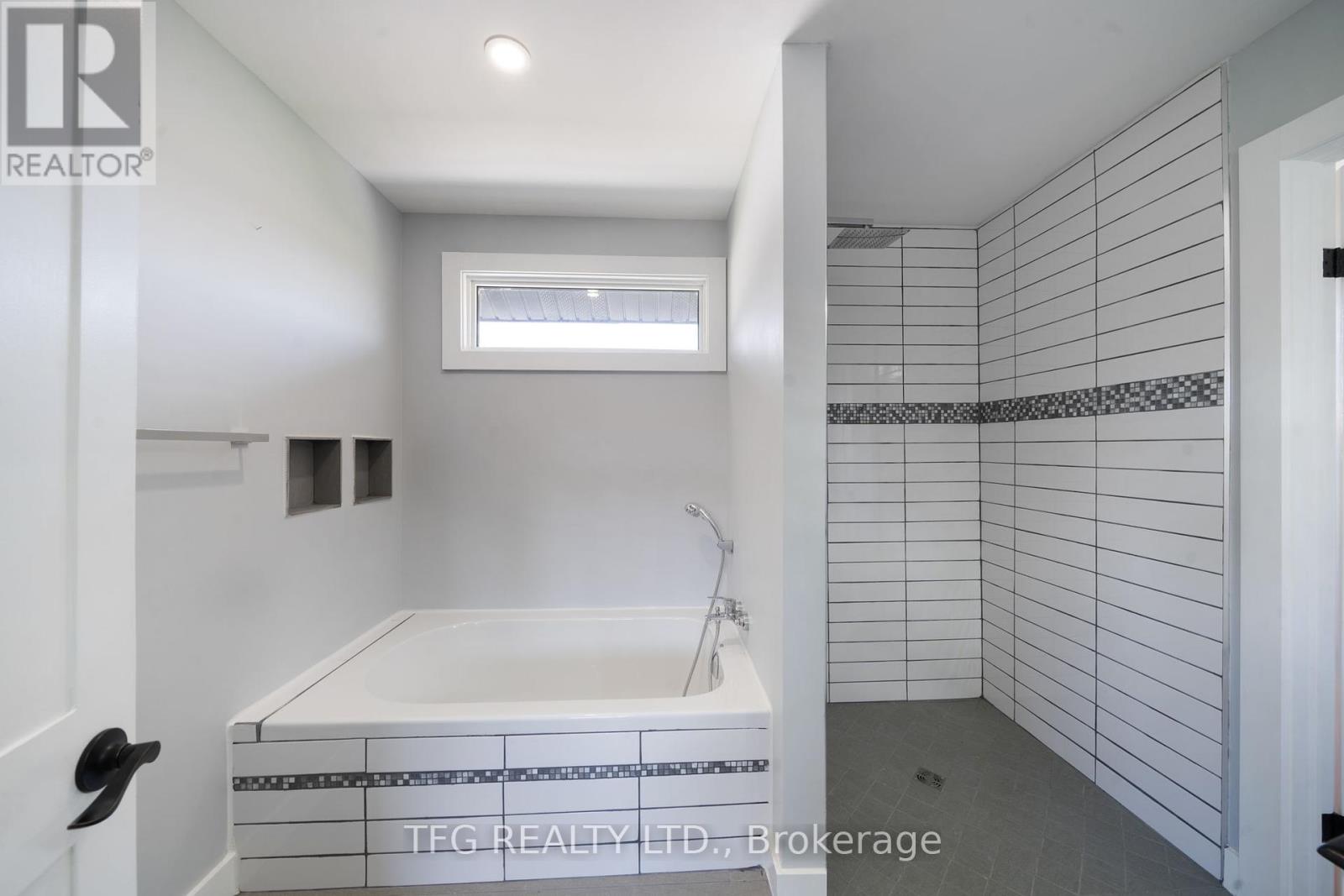 27 Greenway Circle, Brighton, Ontario  K0K 1H0 - Photo 19 - X12392801