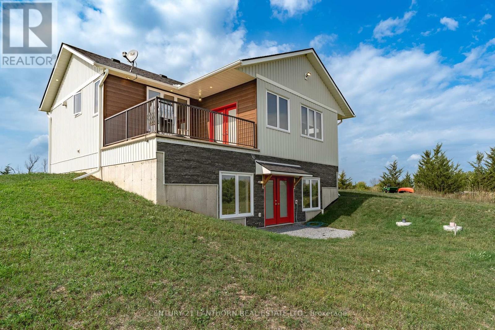 581 Frankford Road, Quinte West, Ontario  K0K 2B0 - Photo 5 - X12393418