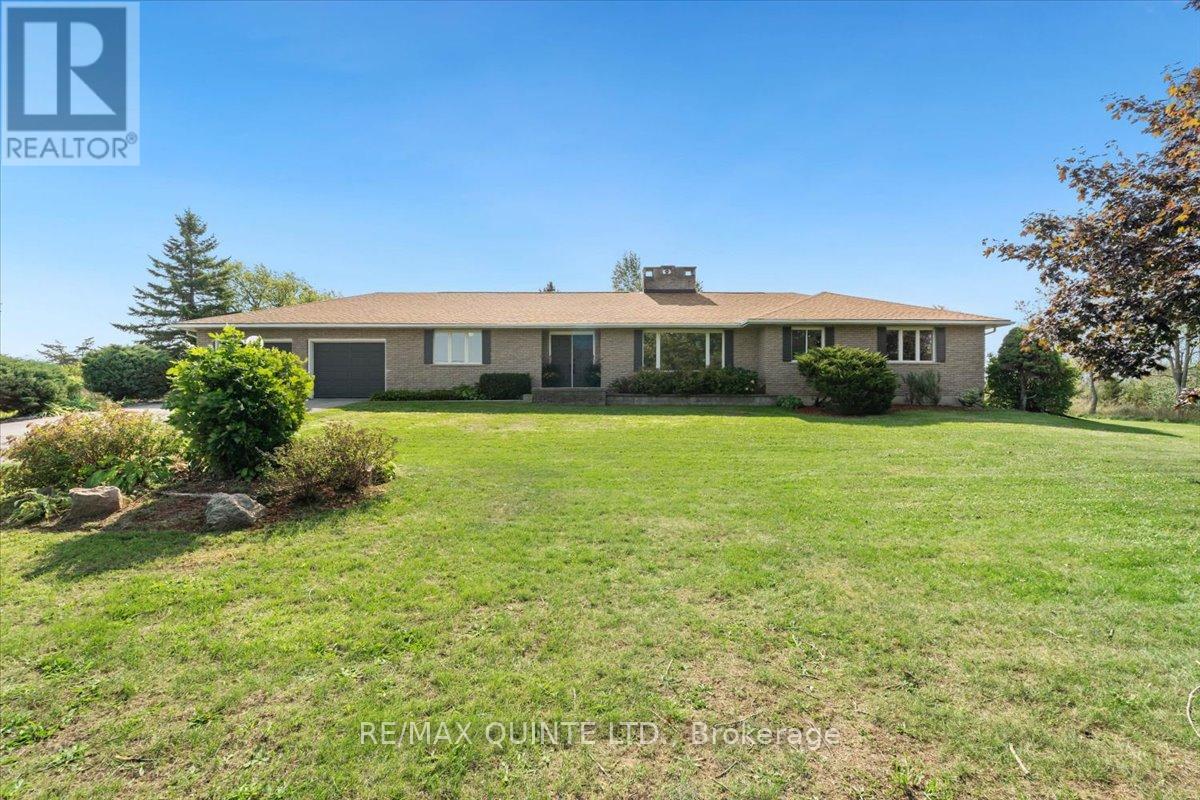 737 COUNTY ROAD 18 ROAD, Prince Edward County, Ontario