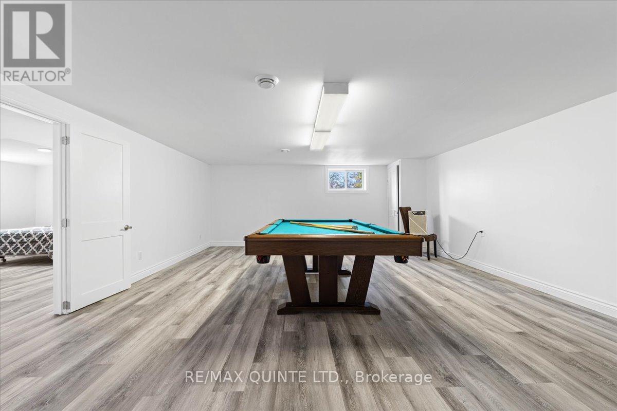 737 County Road 18 Road, Prince Edward County, Ontario  K0K 1P0 - Photo 38 - X12394541