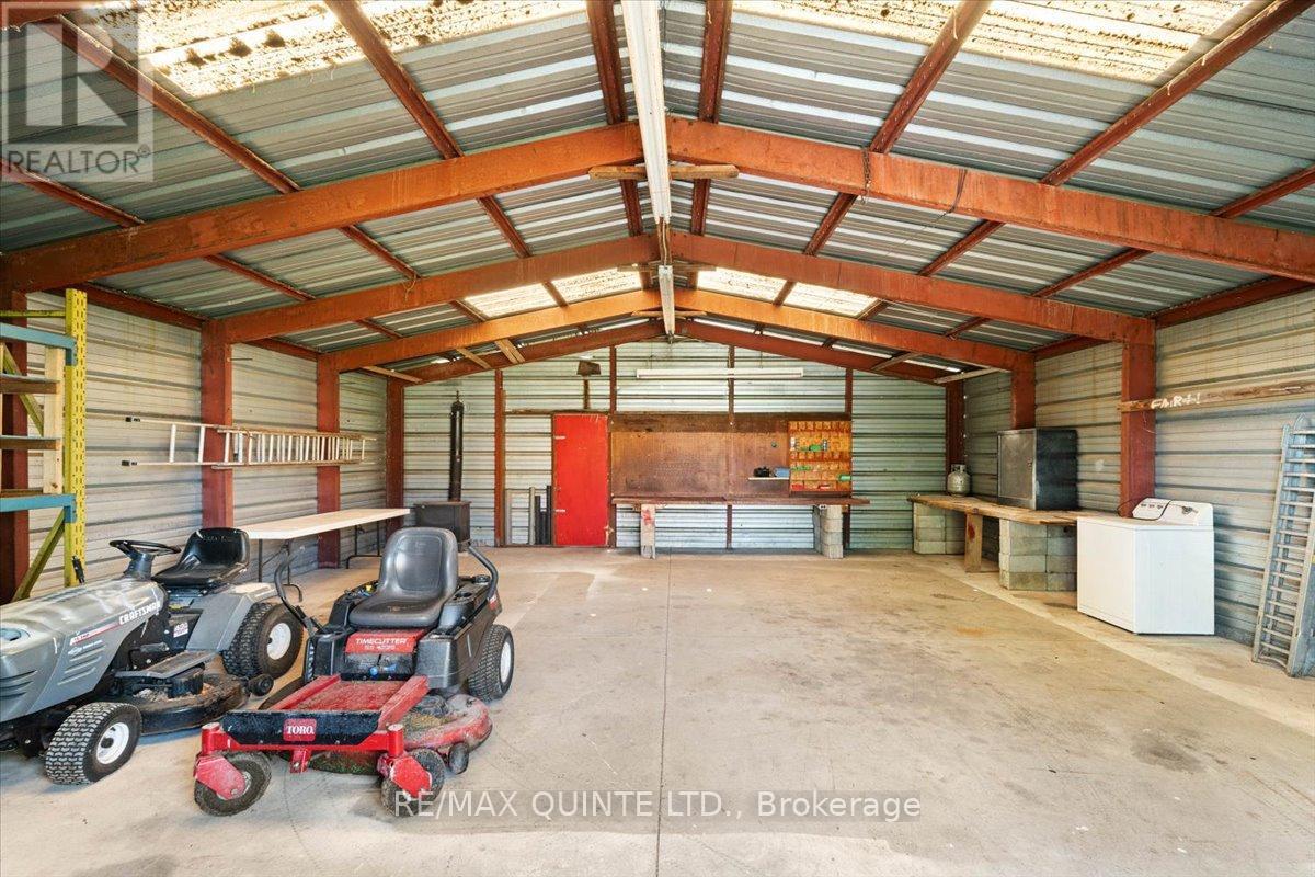 737 County Road 18 Road, Prince Edward County, Ontario  K0K 1P0 - Photo 42 - X12394541