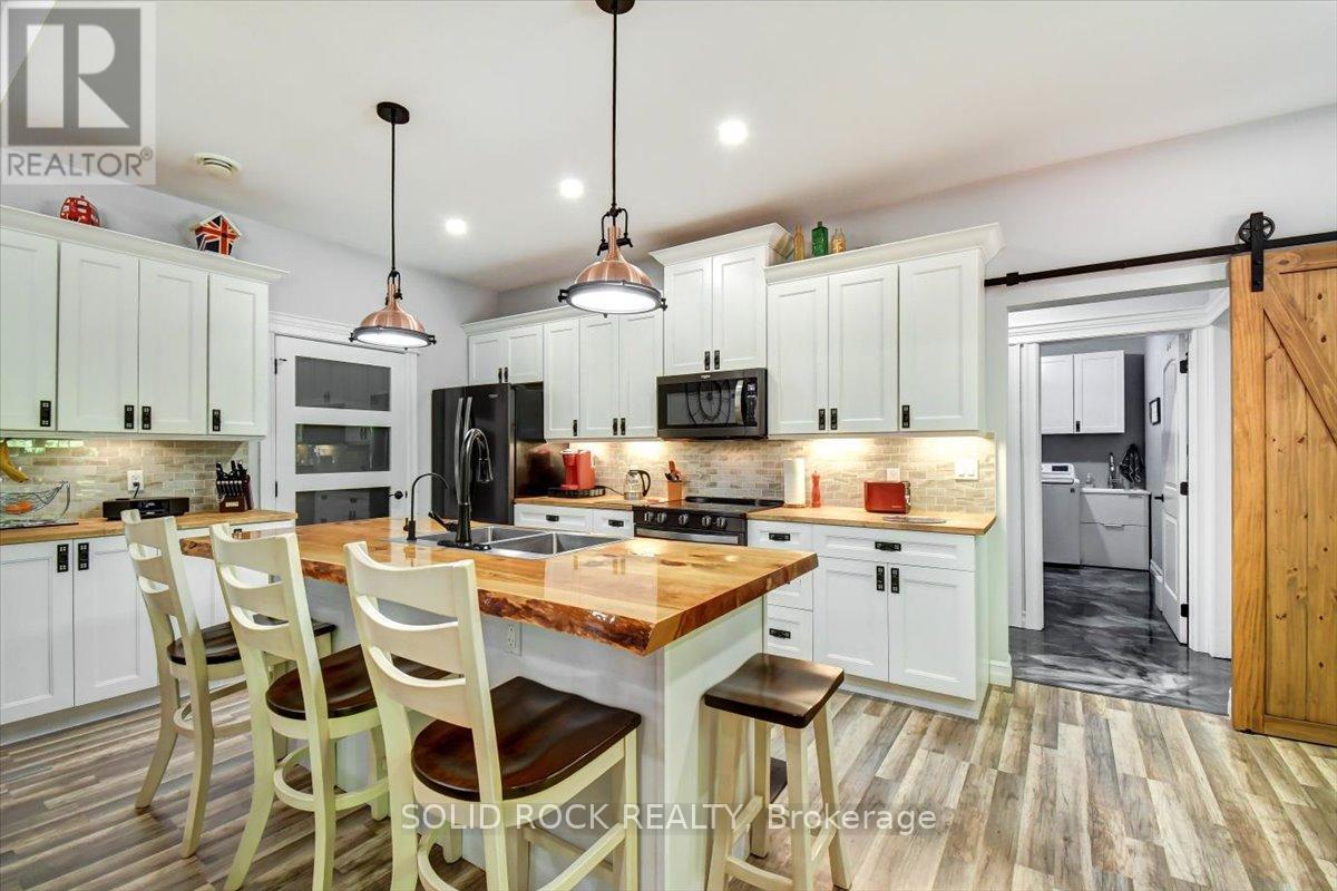 400 Pigden Road, Madoc, Ontario  K0K 2K0 - Photo 12 - X12394707