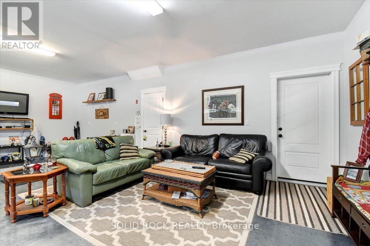 400 Pigden Road, Madoc, Ontario  K0K 2K0 - Photo 31 - X12394707