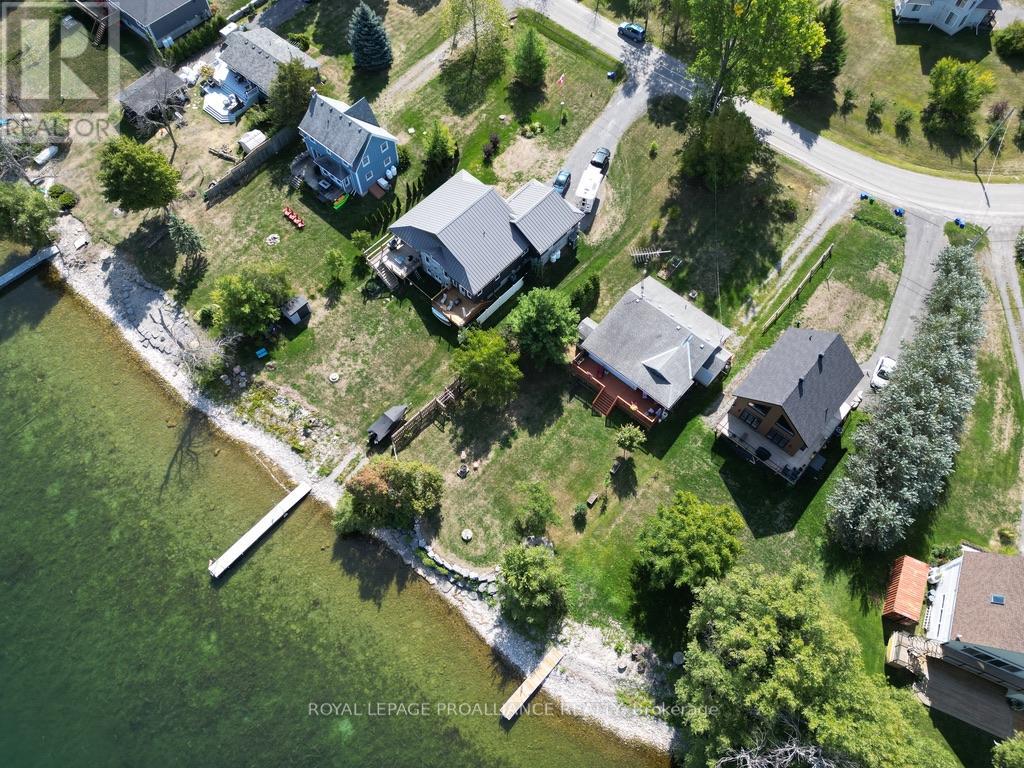211 Prinyers Cove Crescent, Prince Edward County, Ontario  K0K 2T0 - Photo 6 - X12395062
