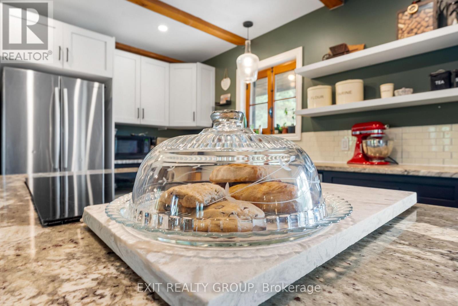 190 Golf Course Road, Quinte West, Ontario  K0K 3E0 - Photo 14 - X12395438