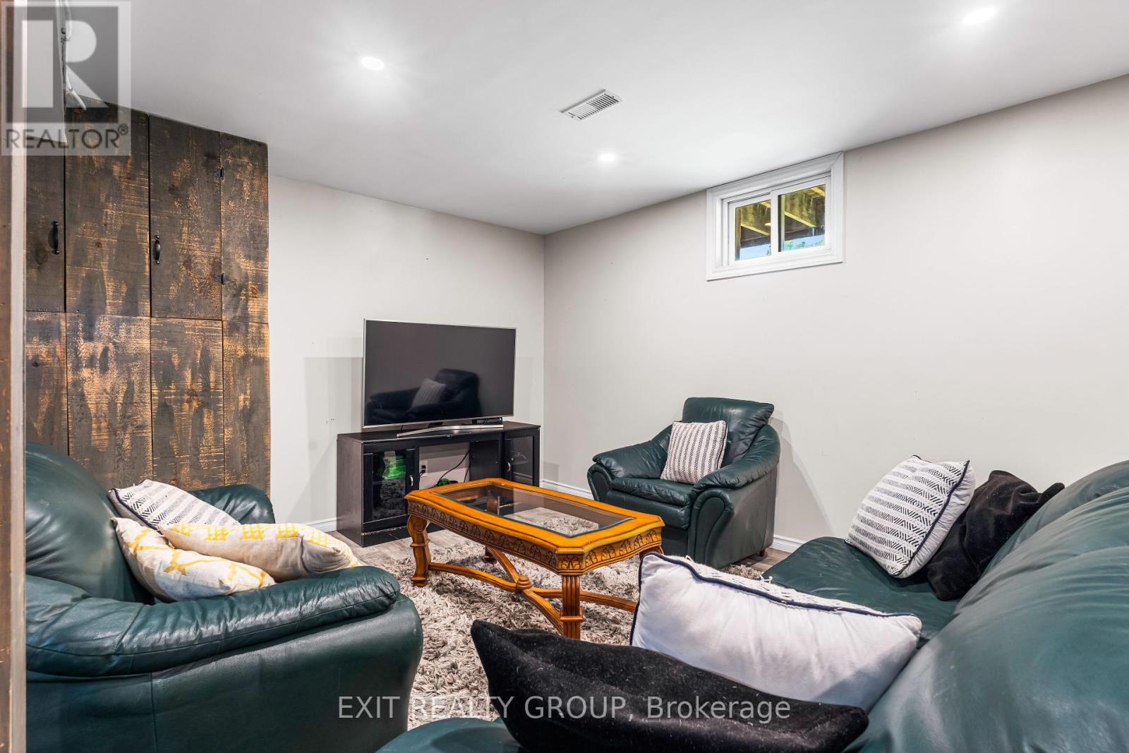 190 Golf Course Road, Quinte West, Ontario  K0K 3E0 - Photo 32 - X12395438