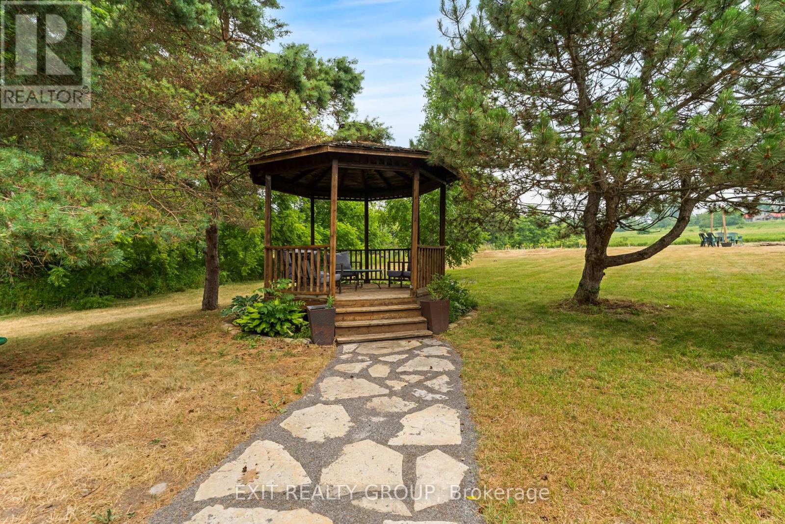 190 Golf Course Road, Quinte West, Ontario  K0K 3E0 - Photo 39 - X12395438