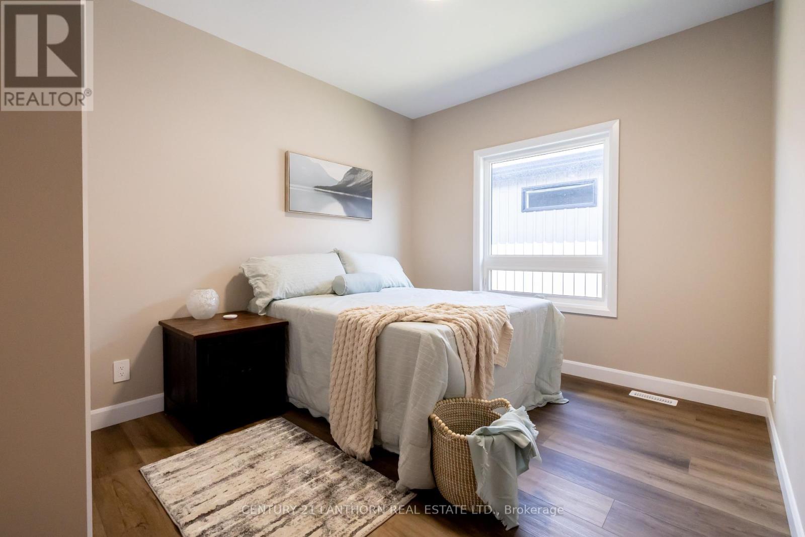 60 Hastings Park Drive, Belleville, Ontario  K8P 0H7 - Photo 18 - X12396269