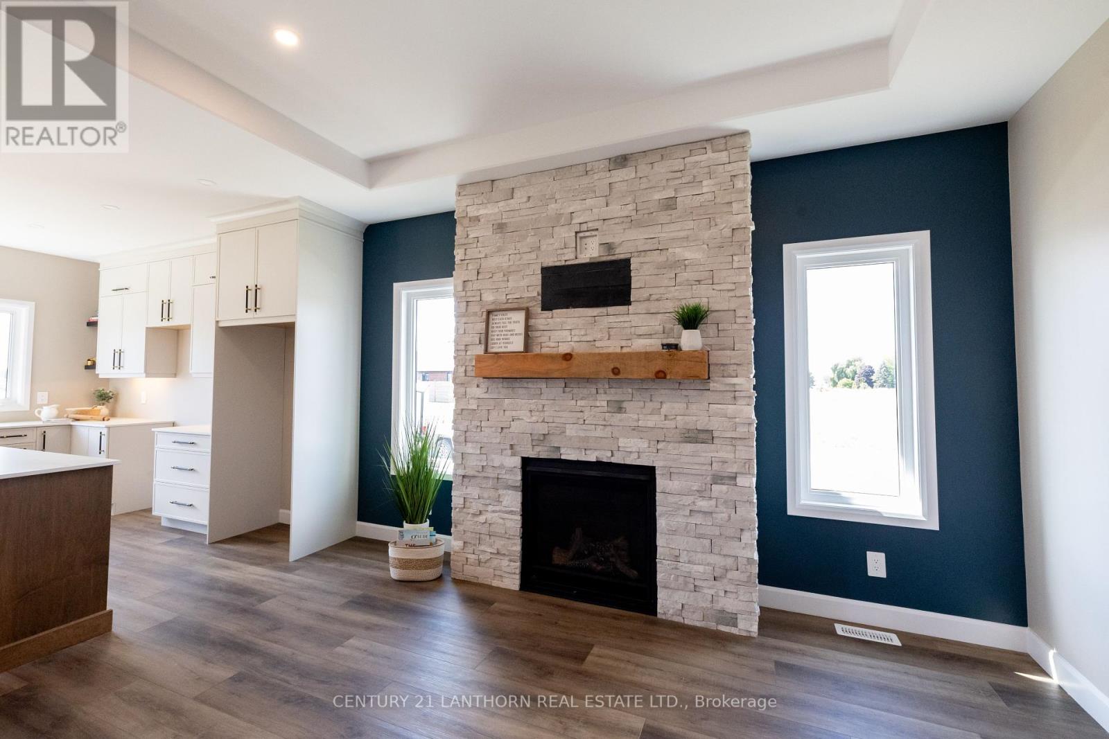 60 Hastings Park Drive, Belleville, Ontario  K8P 0H7 - Photo 8 - X12396269