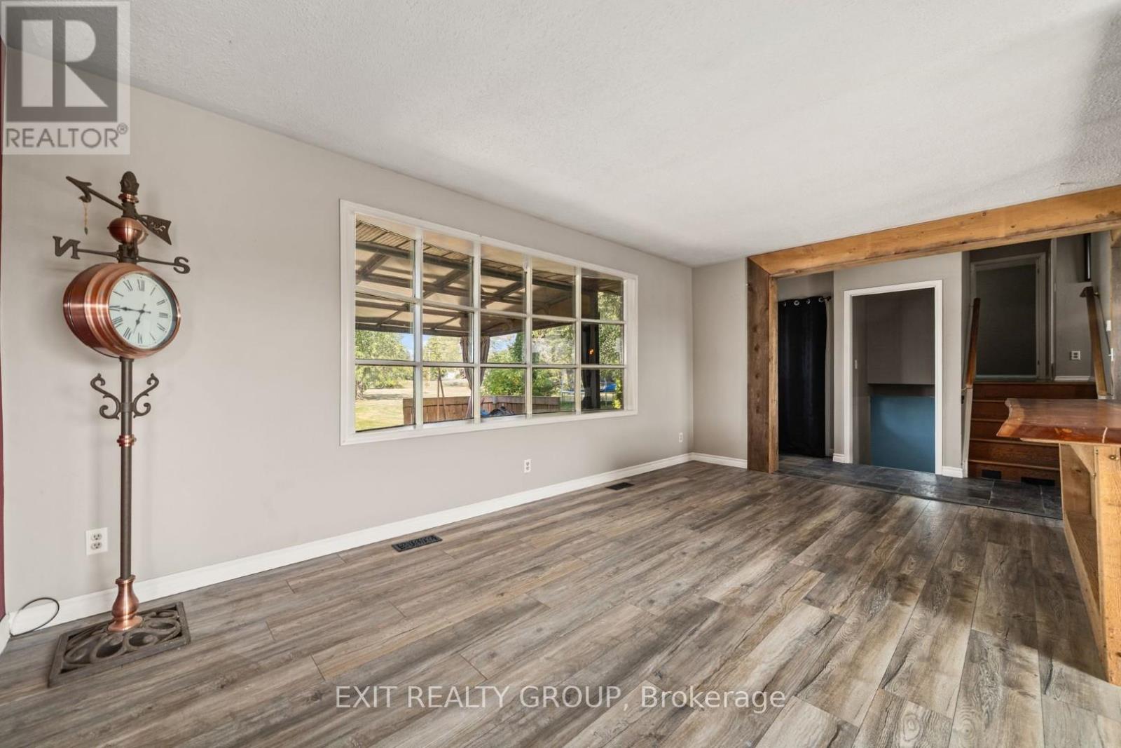 280 Massassauga Road, Prince Edward County, Ontario  K8N 4Z7 - Photo 15 - X12396386