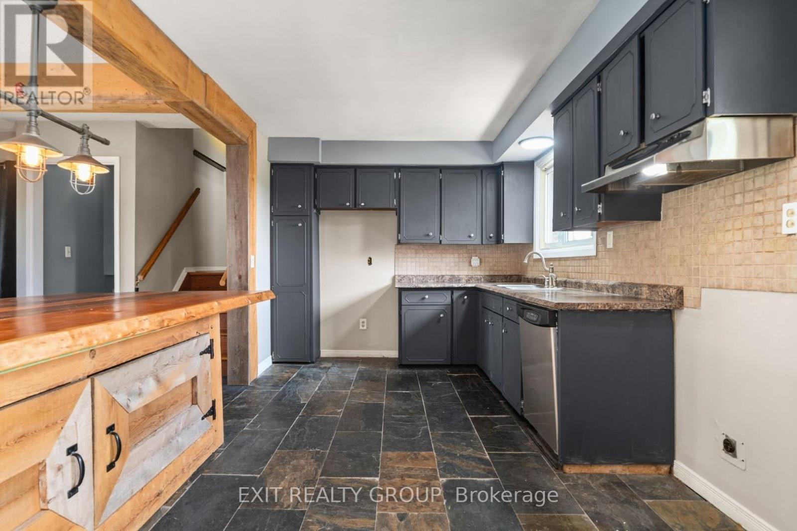 280 Massassauga Road, Prince Edward County, Ontario  K8N 4Z7 - Photo 21 - X12396386