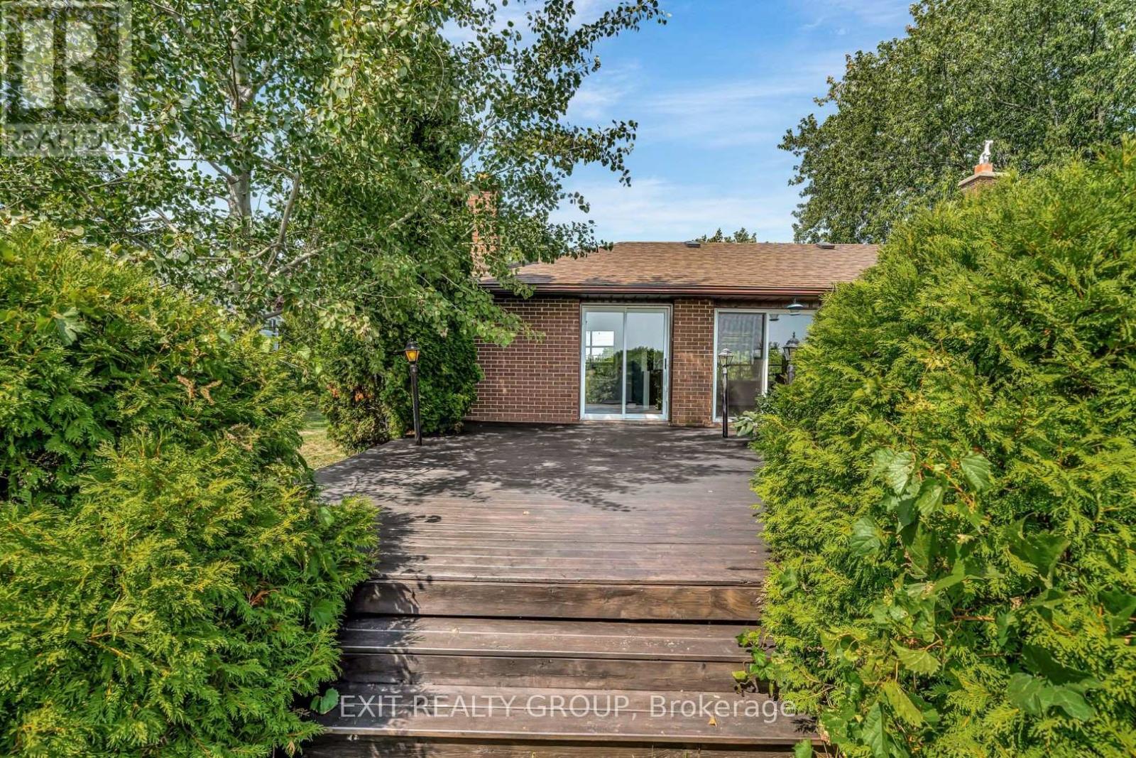 280 Massassauga Road, Prince Edward County, Ontario  K8N 4Z7 - Photo 41 - X12396386
