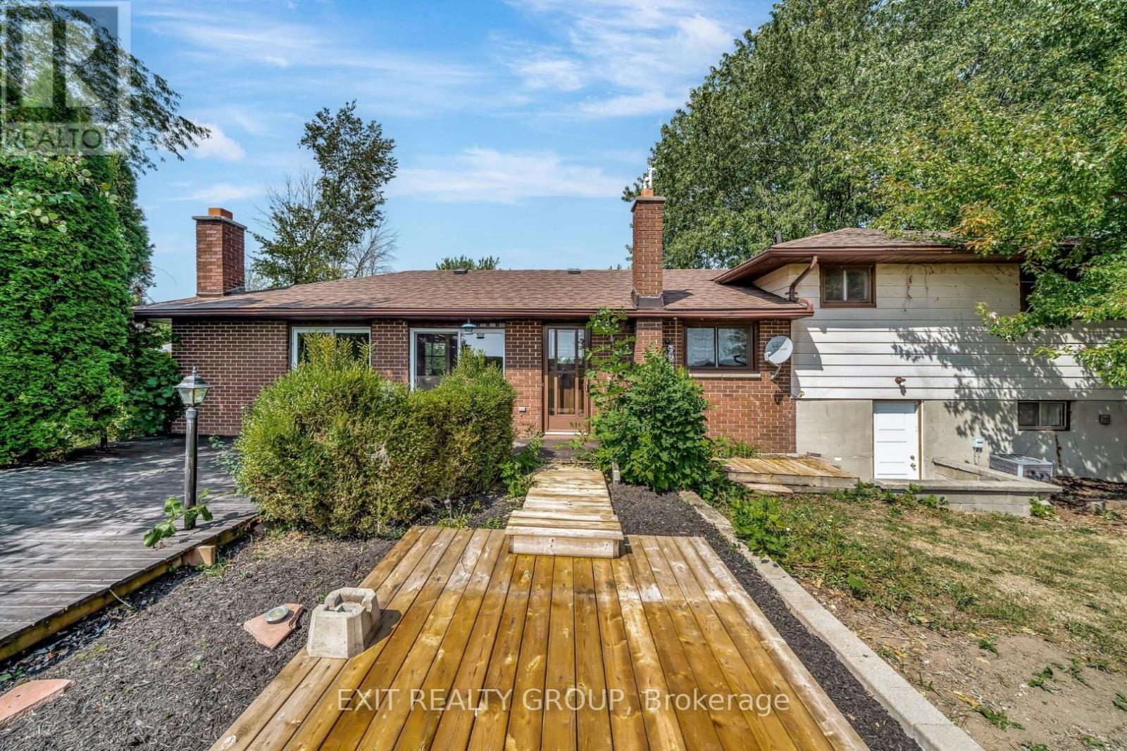280 Massassauga Road, Prince Edward County, Ontario  K8N 4Z7 - Photo 43 - X12396386