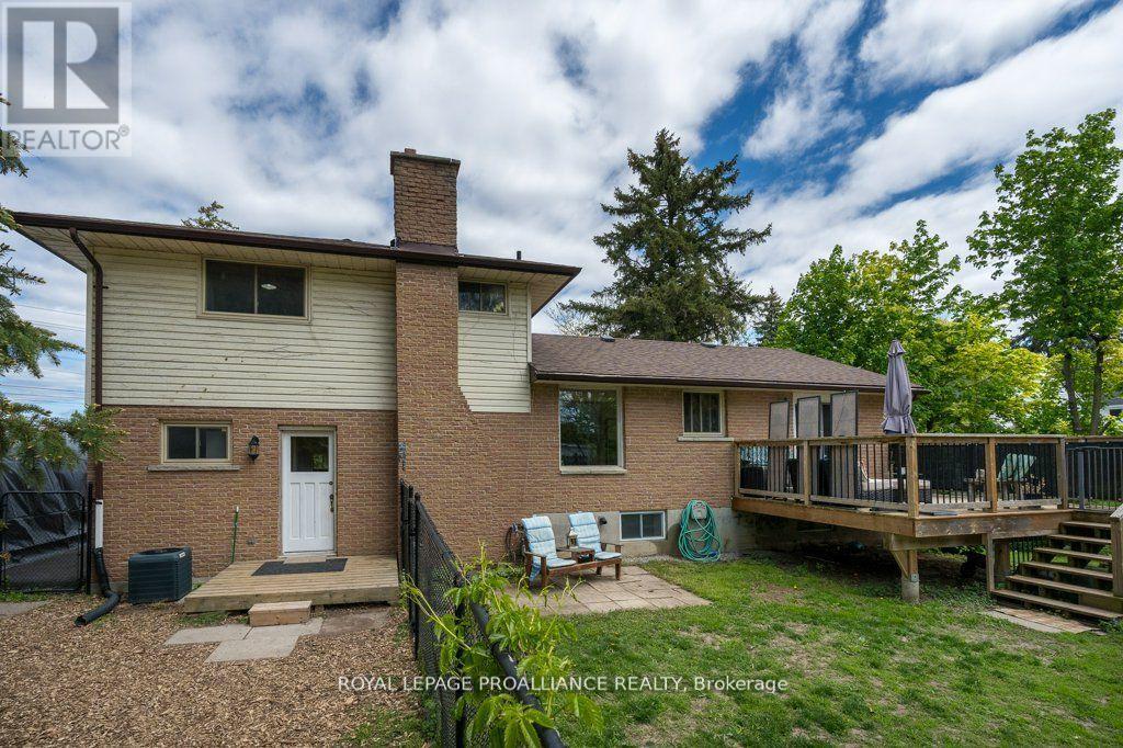 44 Sidney Street, Belleville, Ontario  K8P 3Y8 - Photo 32 - X12396507