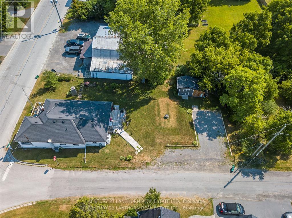 13 St Philip Street, Prince Edward County, Ontario  K0K 2P0 - Photo 2 - X12396872