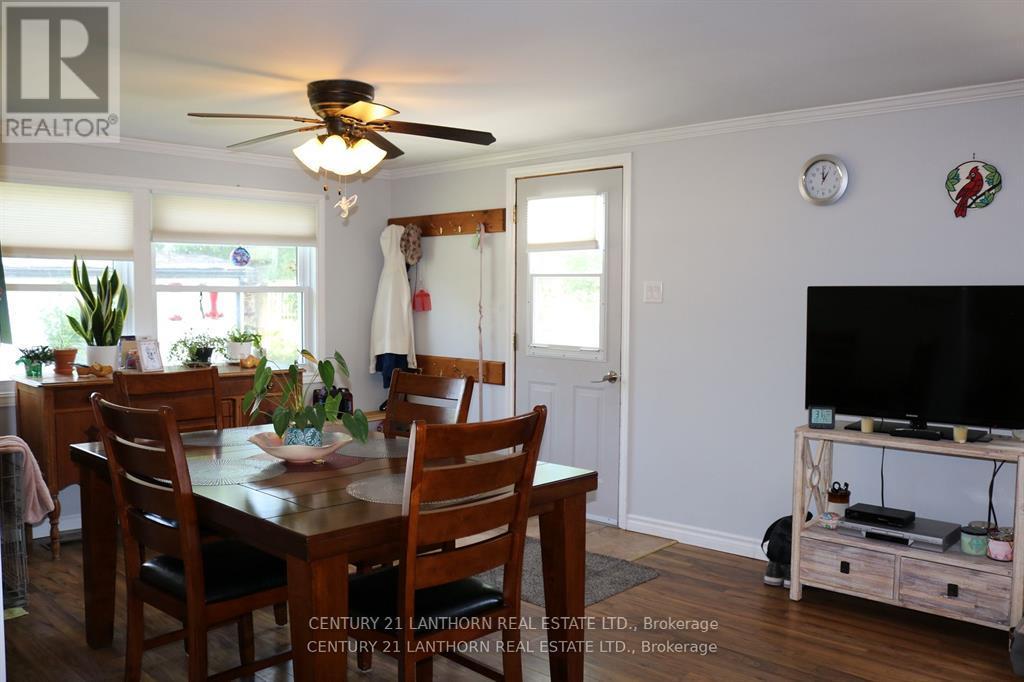 13 St Philip Street, Prince Edward County, Ontario  K0K 2P0 - Photo 4 - X12396872