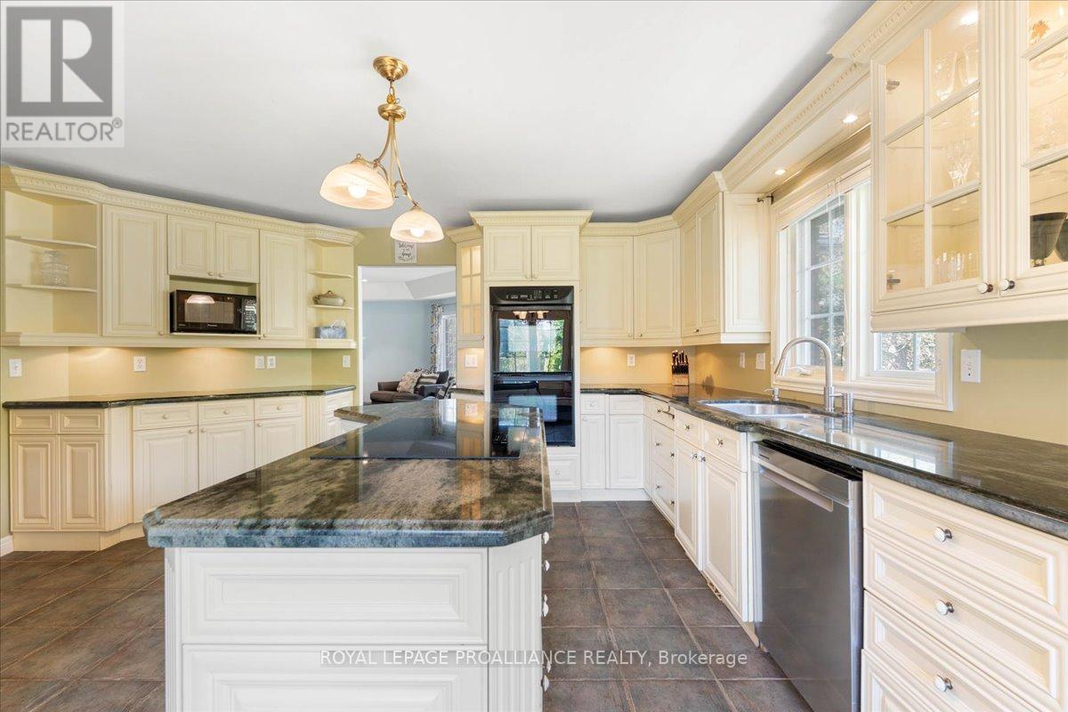 685 County Road 28, Prince Edward County, Ontario  K8N 4Z7 - Photo 12 - X12397231