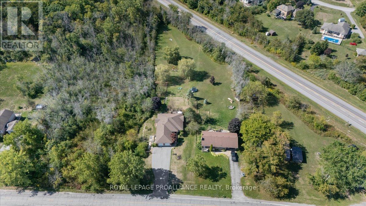 685 County Road 28, Prince Edward County, Ontario  K8N 4Z7 - Photo 45 - X12397231